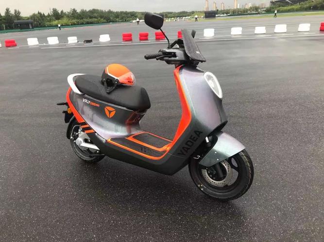 雅迪高端品牌vfly正式发布,引领出行行业新赛道