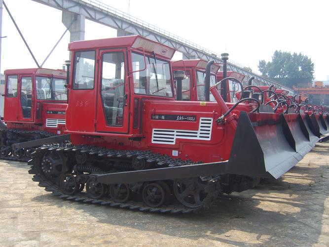 东方红1002j/c1202/c1302履带推土机 - 履带拖拉机 - 洛阳友建重工
