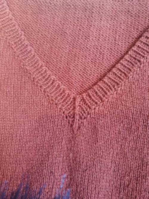 编织作品1.鸡心领毛衣