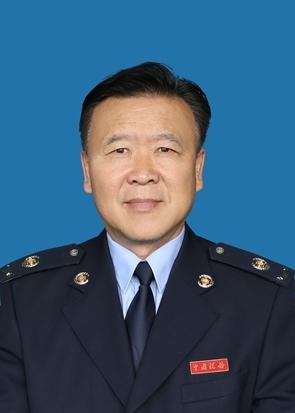 王汝标,男,汉族,1962年2月出生,江西武宁人, 1986年6月加入中国共产党