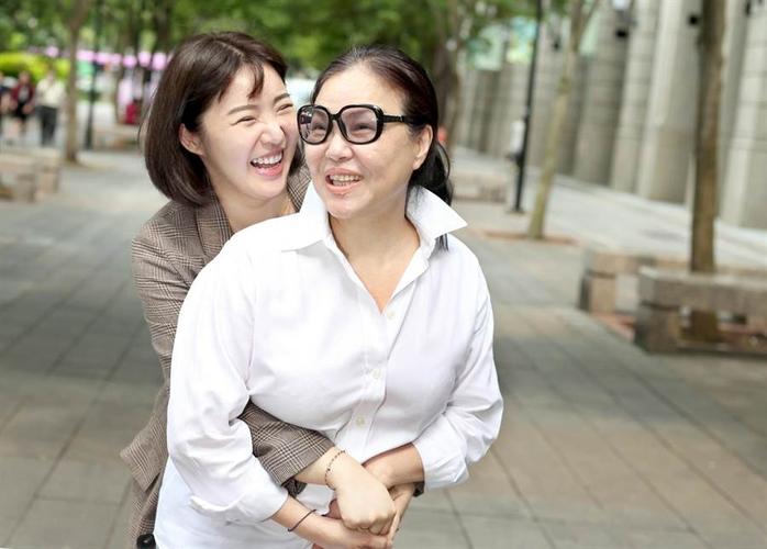 独/杨佩琪中风血压飙217 鬼门关救回「感谢张魁在身边