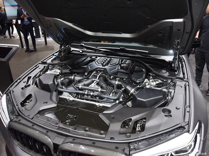 宝马m52019款m5雷霆版