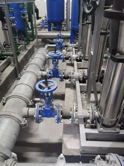 问题6:生活泵吸水口偏心大小头安装未统一上平.