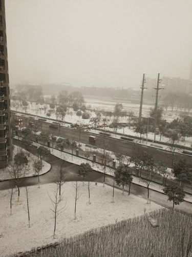 陕西省西安市灞桥区浐河东路靠近广厦·水岸东方2期