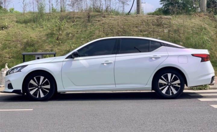 日产 天籁 2020款 2.0l xe 时尚版