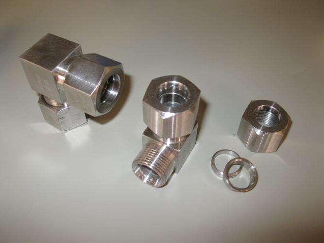 不锈钢卡套式接头精密钢管卡套接头不锈钢卡套直通接头