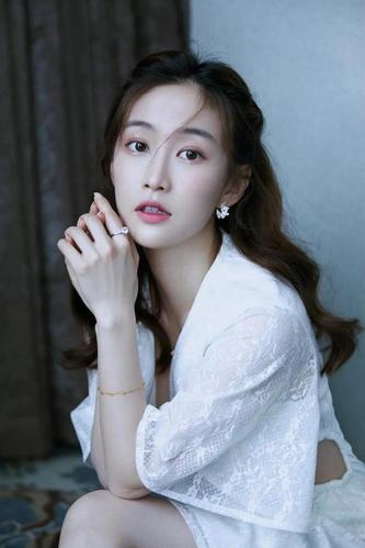 刘美含美图集