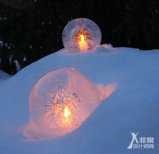 雪地中的水晶灯