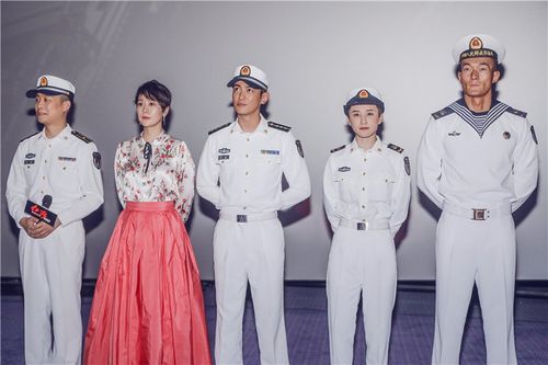 蒋璐霞军装亮相三亚《红海行动》再曝剧照