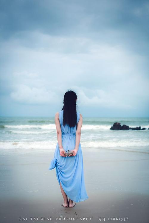 《八月向海》海边人物素材 - 彼岸桃花 - .