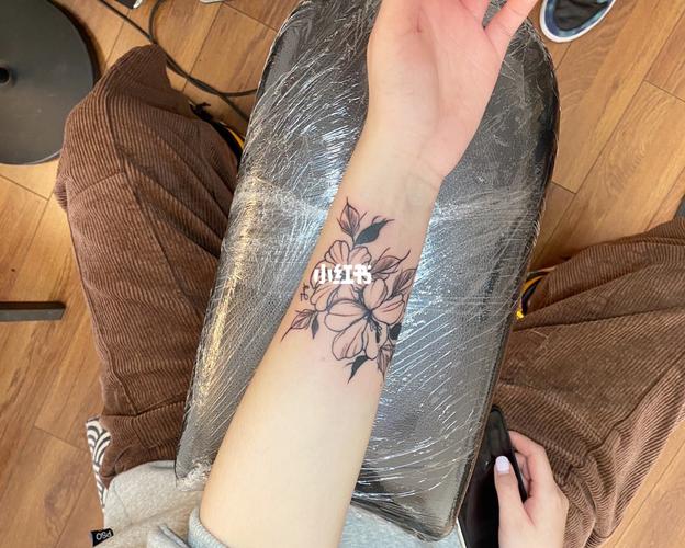 佛山刺青工作室小清新素花纹身图案手腕纹身_纹身_小清新_佛山南海