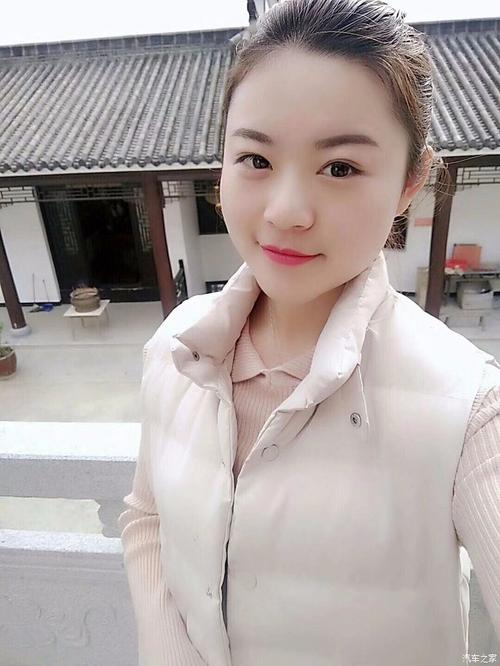 先上两张老婆照片,哈哈