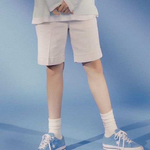 有没有那种男爱豆穿短裤腿又白又细的图给我看看06