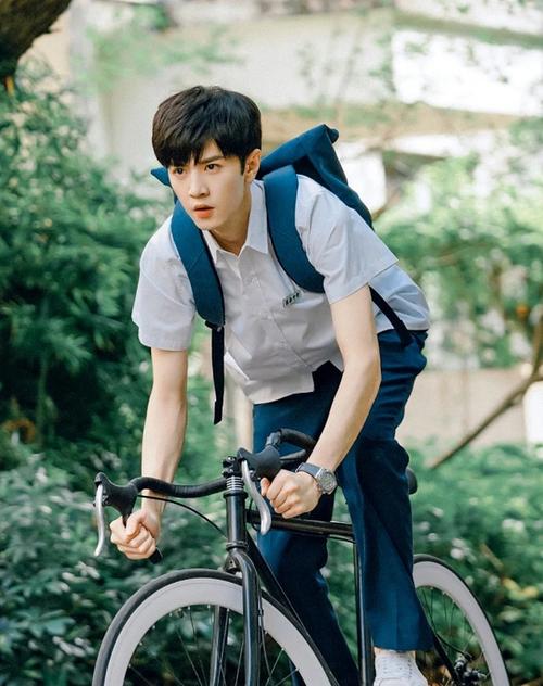 周斯越无可桃剔787878