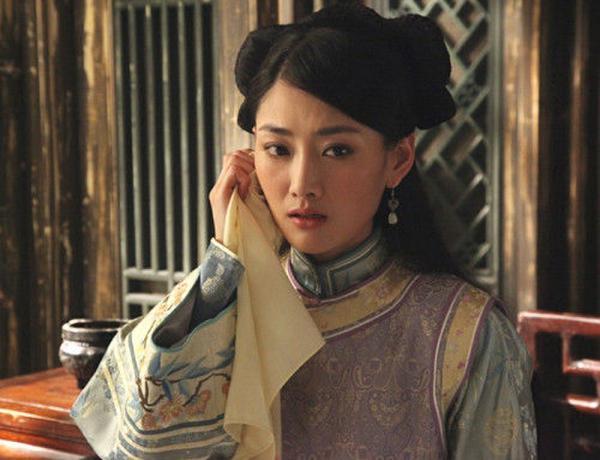 【图】打狗棍陈洁个人资料 贵族格格亮相惊艳全场