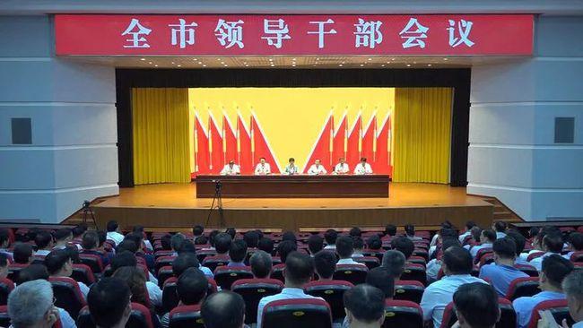 刚刚张利任高邮市委书记田醒民提名为高邮市市长候选人