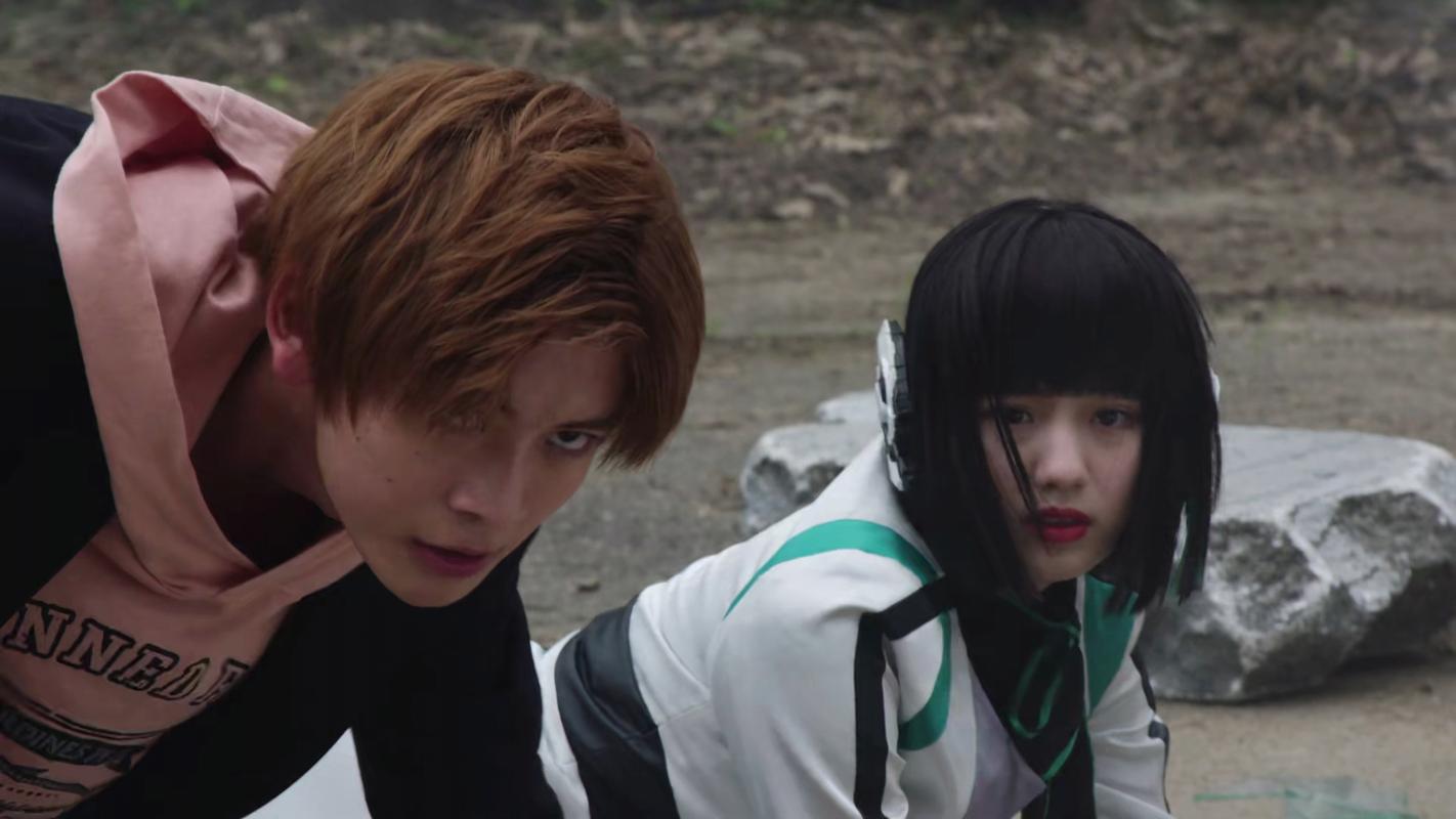 假面骑士零一灭摧毁伊兹或人产生恶意新亚克为或人变身而来