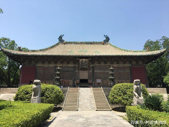 说到大规模的古建筑搬迁,不得不提山西芮城的永乐宫.