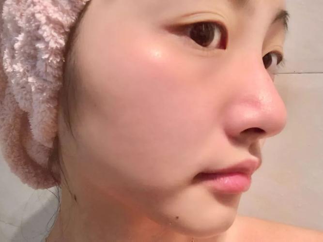 日本火到不行的"樱花"美白磨砂膏,洗完脸瞬间白皙透亮