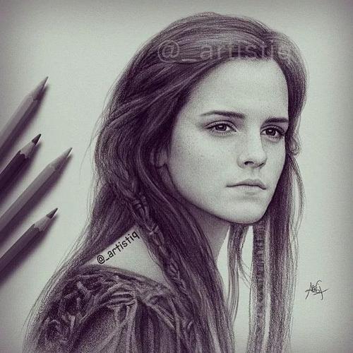 国外大神超写实素描作品集