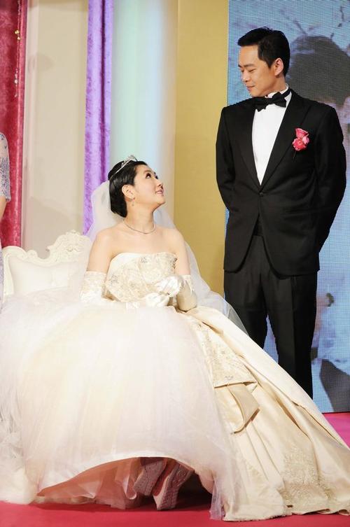 selina张承中婚礼现场甜蜜互动