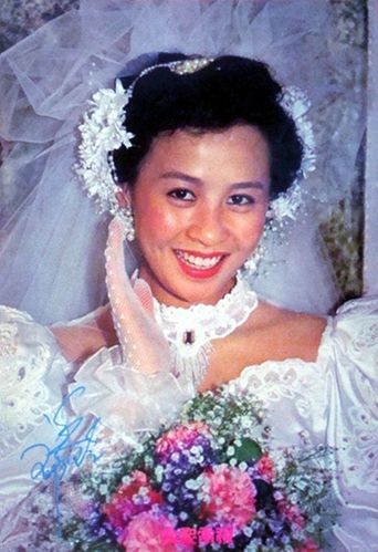 刘嘉玲于1965年12月8日生于江苏苏州,祖籍广西容县.曾