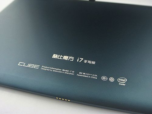 酷睿m芯1999元酷比魔方i7手写版开机试玩
