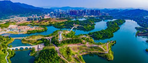 莲花湖(达州日报社航拍队 摄)