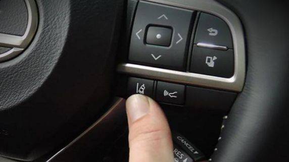 车道偏离系统真的能帮我们修正偏离的方向吗?