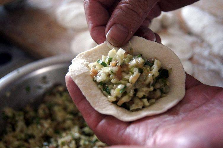 猪肉白菜馅包子的做法步骤9