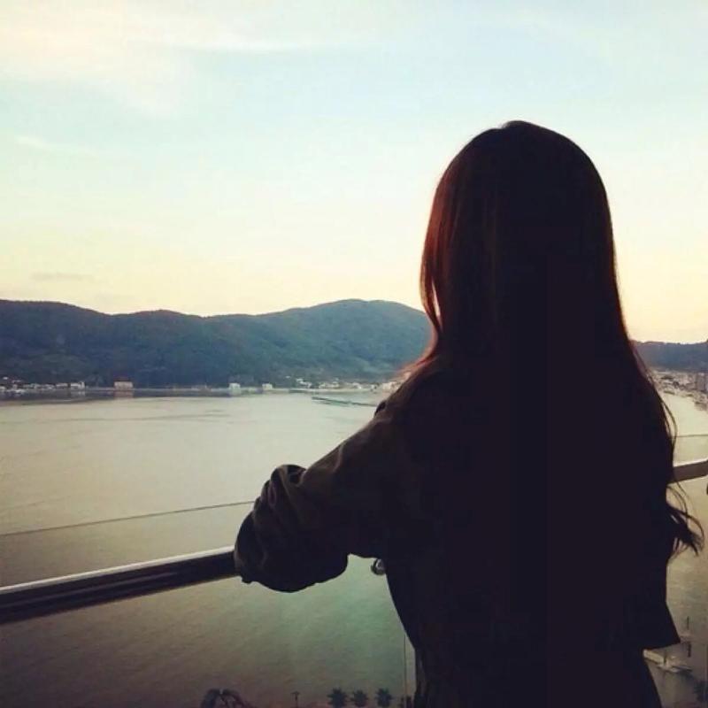 女生头像背影唯美