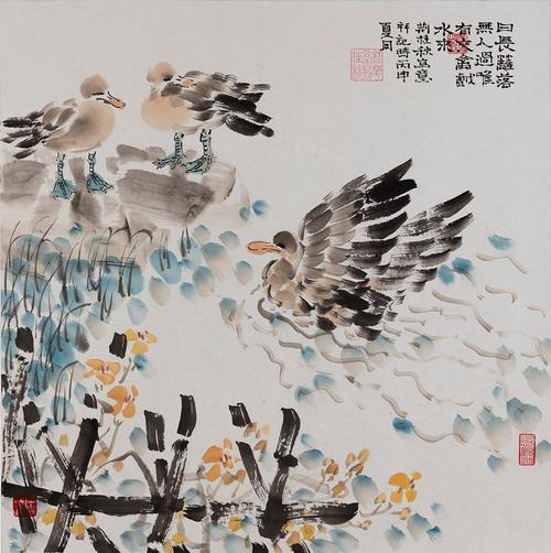 《日长篱落无人过,唯有文禽戏水来》