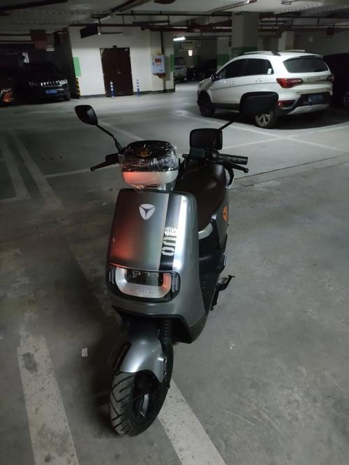 雅迪e8智趣