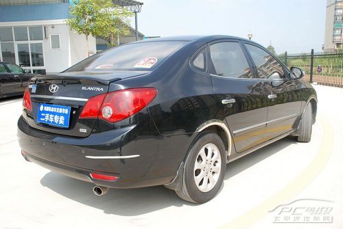 09年09月上牌 北京现代悦动 1.6at