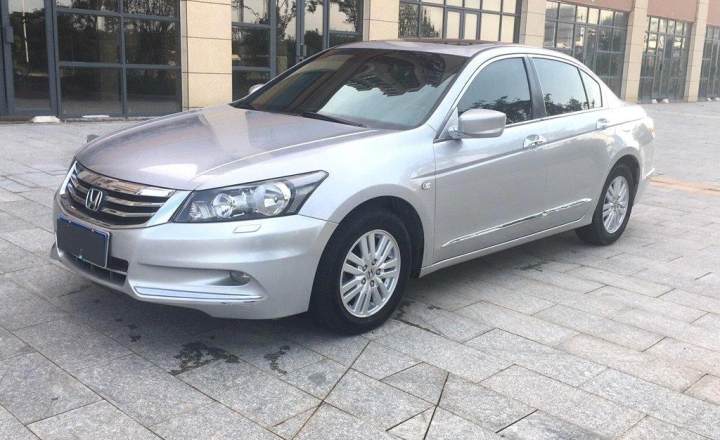 本田 雅阁 2013款 2.0l pe