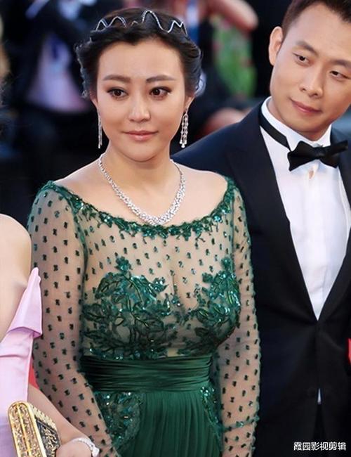 42岁郝蕾经历了两次失败的婚姻网友称为历史替郝蕾感到心疼