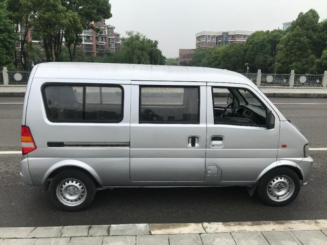 14年东风小康k07二代加长版,1.3万包牌,喜欢加v