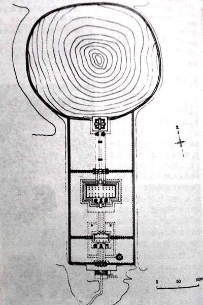 行走明十三陵之长陵