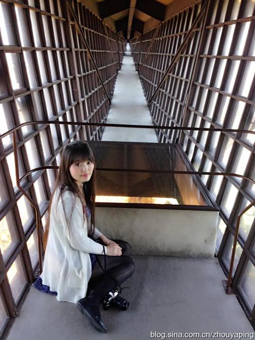 [转载]《小龙人》原唱周雨歌视觉作品在日本获国际殊荣