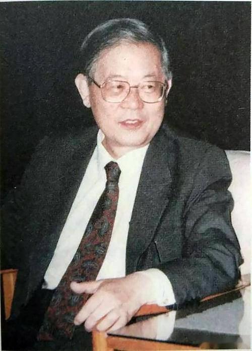 湖南院士周光召留学回国搞科研呼吁应改进院士制度普及科学