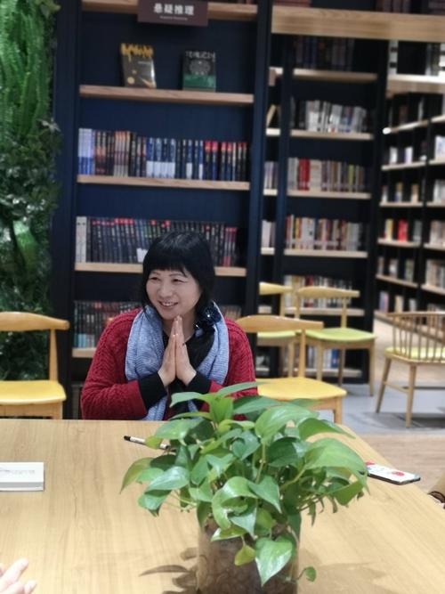 用文字温暖人生,让梅香飘满校园——著名作家丁立梅合肥四十二中阅读