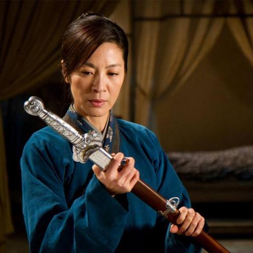 从芭蕾舞蹈家转变成"功夫武打女星"曾多次遇生命危险!