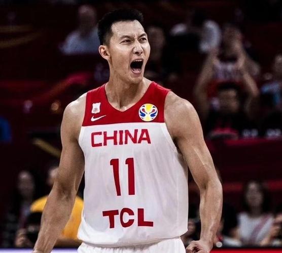 东京奥运:易建联要为中国男篮在拼一次,透露每天都在好转中