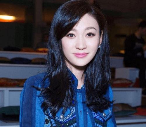 北京大妞美丽动人,10大来自北京的女明星,各个美貌出众迷倒众人