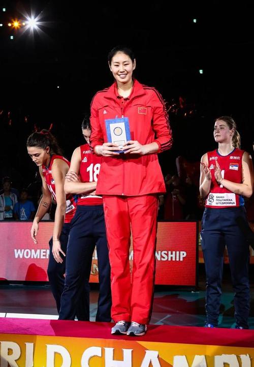 中国女排奥运冠军正式退役,女排冠军功臣老将|会