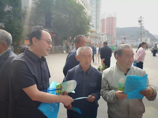 清涧县民政局开展扫黑除恶专项斗争宣传活动