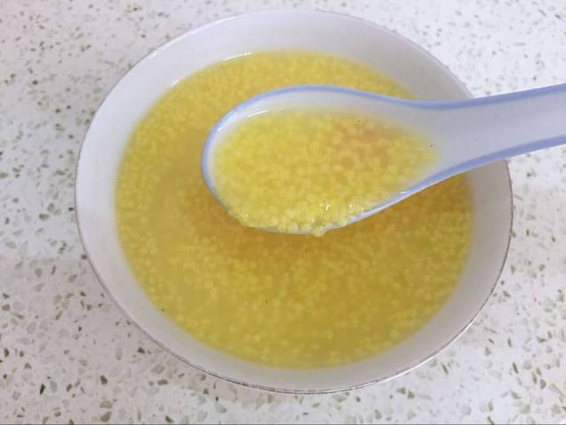 比如萝卜疙瘩汤 大米粥 小米粥等,三天两头就要做上一次!