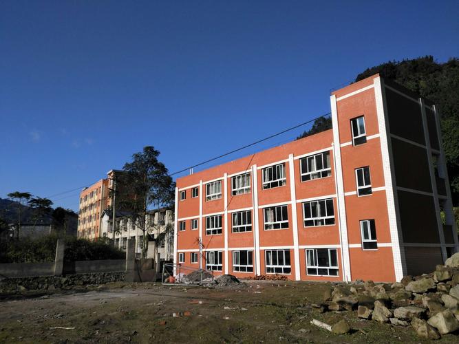 珙县学校基本建设掠影