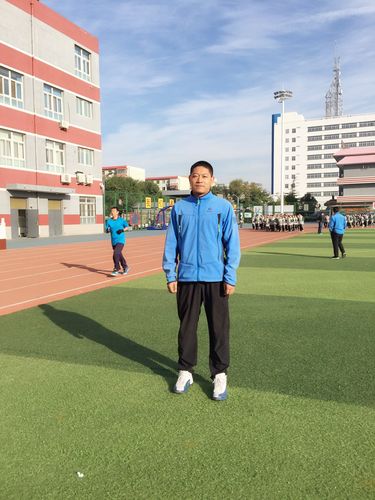 佟凯 老师