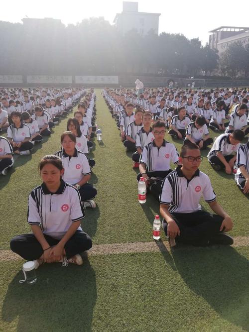 岳麓实验中学 2008班军训篇